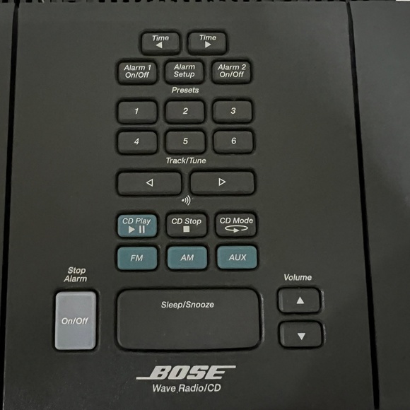 Bose Radio/CD Player - Picture 2 of 5